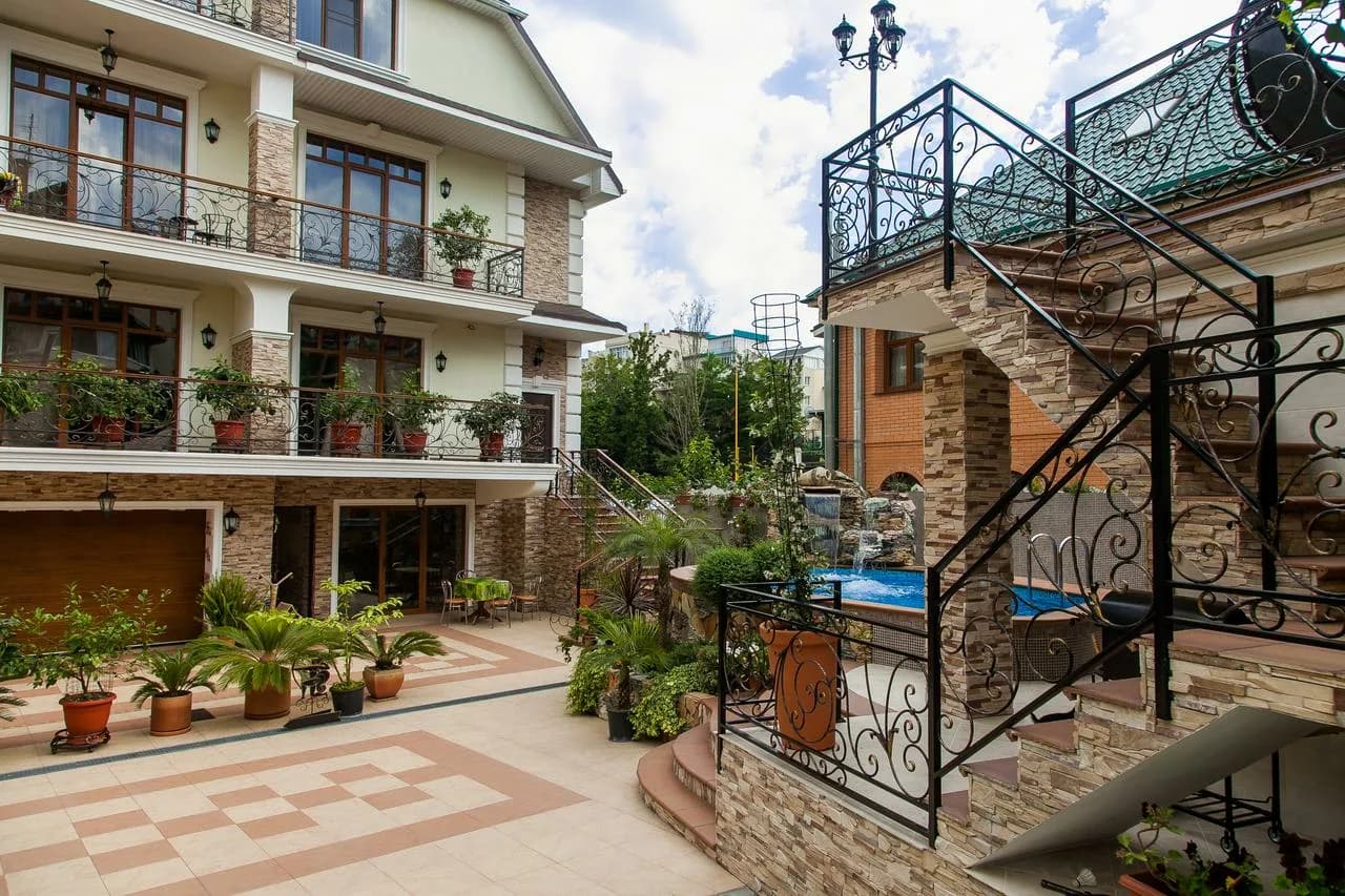 Установка камер в гостевом доме в Сочи