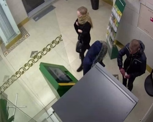 Камера в ТЦ над кофейным аппаратом