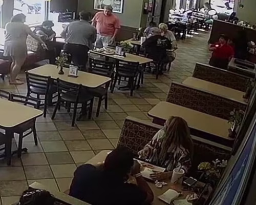 Общий вид с камеры видеонаблюдения в кафе за посетителями