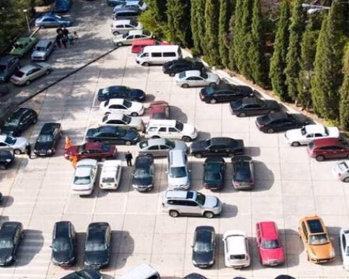 Большая парковка, вид с высоты