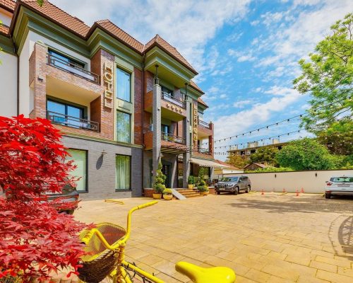 Установка камер на территории гостевого дома