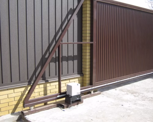 Двигатель откатных ворот